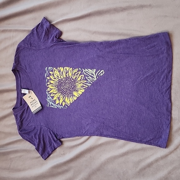 Home Means Nevada Co. - Purple Sunflower t-shirt 💜 Women's Size Medium - New - Picture 7 of 13